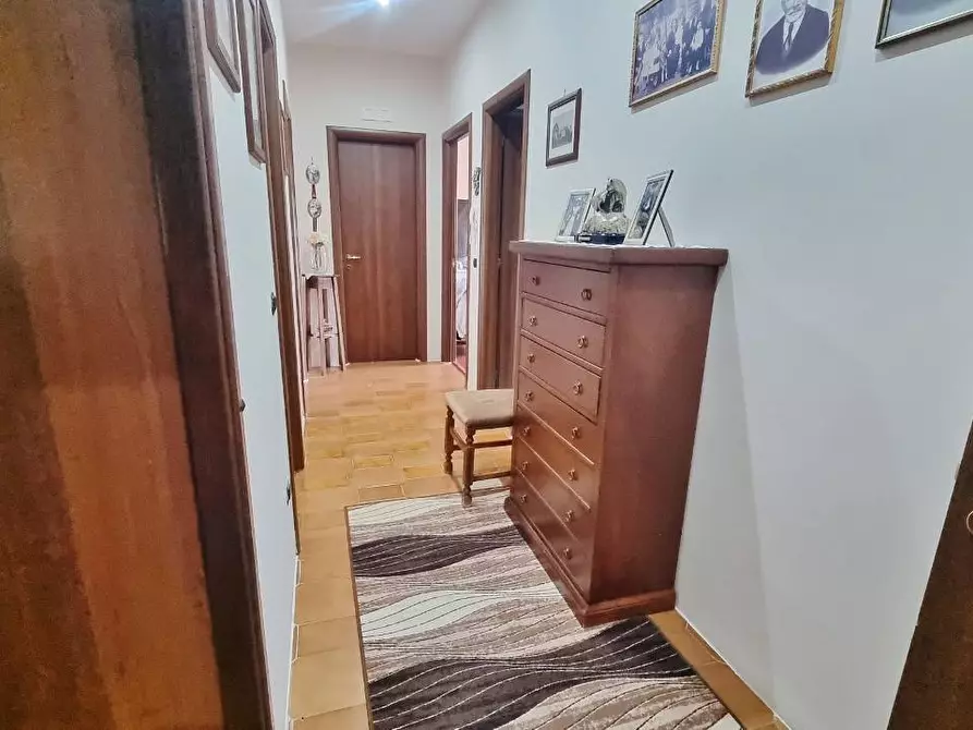 Immagine 10 di Appartamento in vendita  a Mirabella Eclano