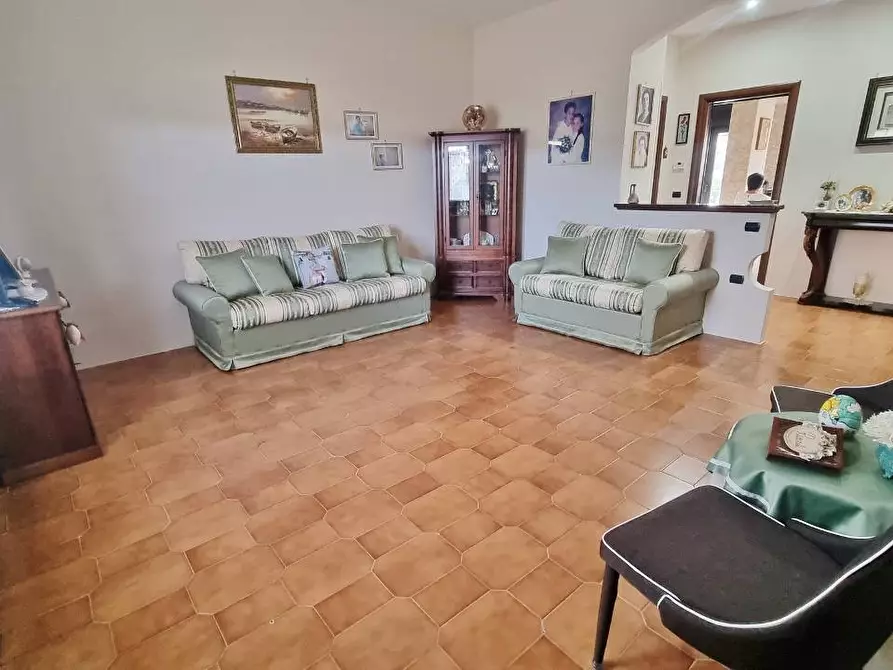 Immagine 8 di Appartamento in vendita  a Mirabella Eclano