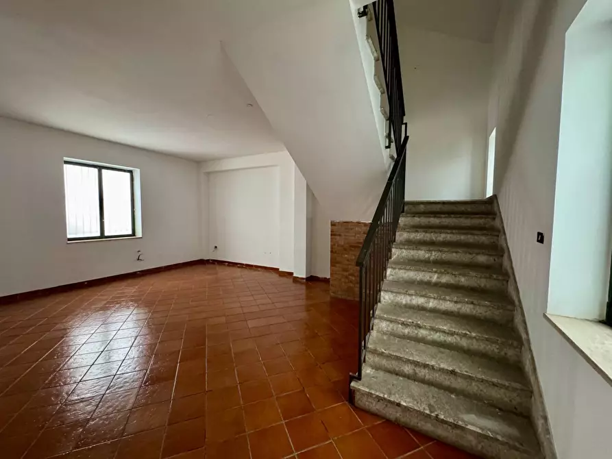 Immagine 10 di Casa semindipendente in vendita  in vico 1 de bellis a Mirabella Eclano