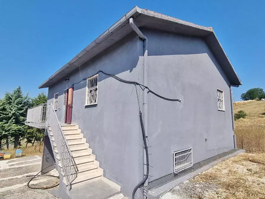 Immagine 4 di Casa indipendente in vendita  in Contrada Valli a Torella Dei Lombardi