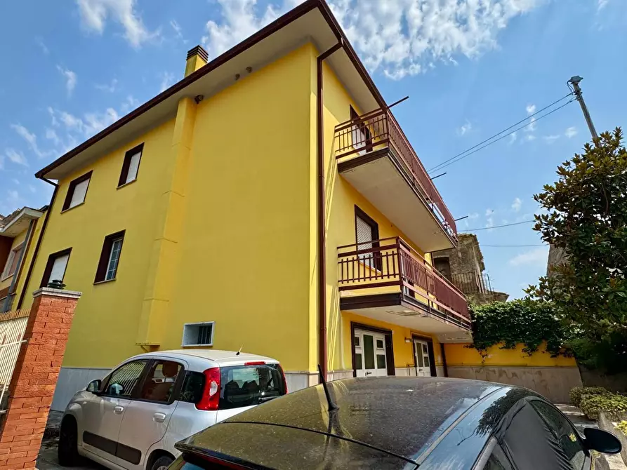 Immagine 2 di Appartamento in vendita  in VIA LARGO LA LOGGIA a Apice