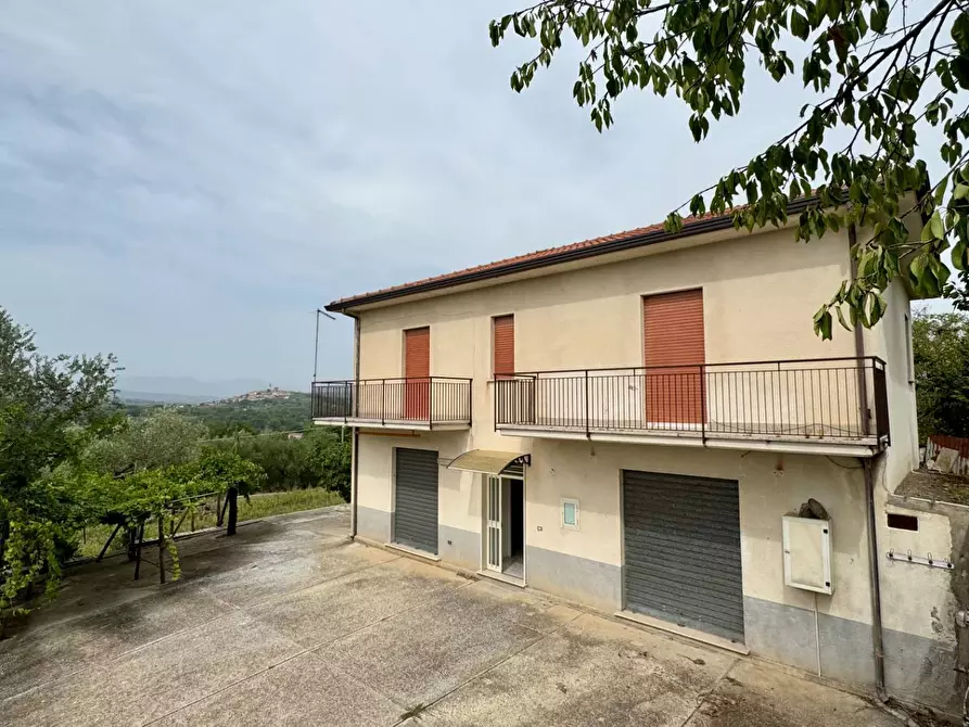 Immagine 4 di Casa indipendente in vendita  in contrada savia a Andretta