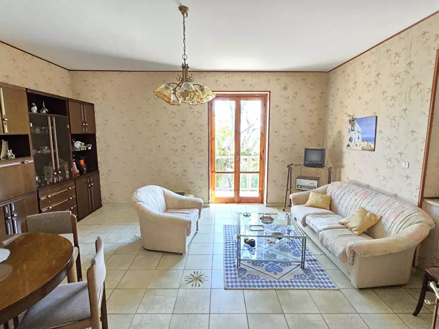 Immagine 15 di Casa indipendente in vendita  in Contrada Pietrarola a Chiusano Di San Domenico