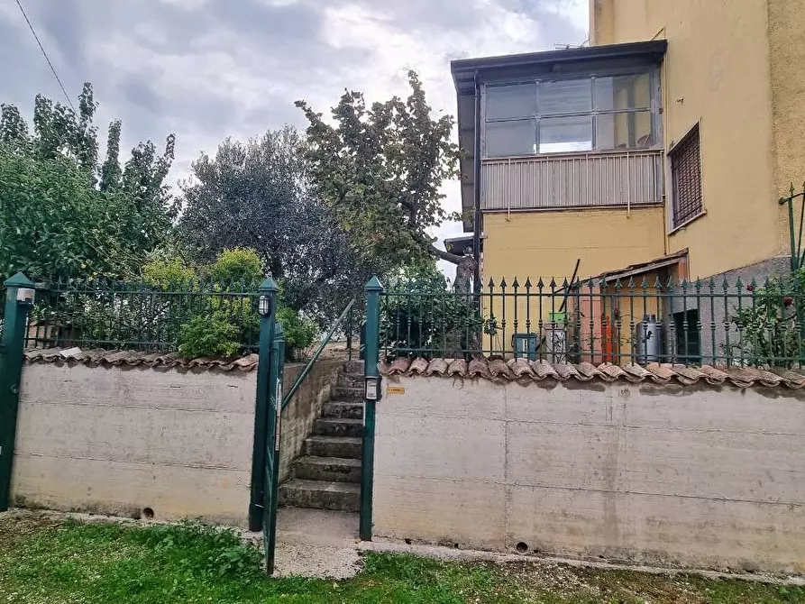 Immagine 9 di Appartamento in vendita  a Frigento