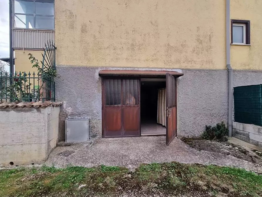 Immagine 38 di Appartamento in vendita  a Frigento