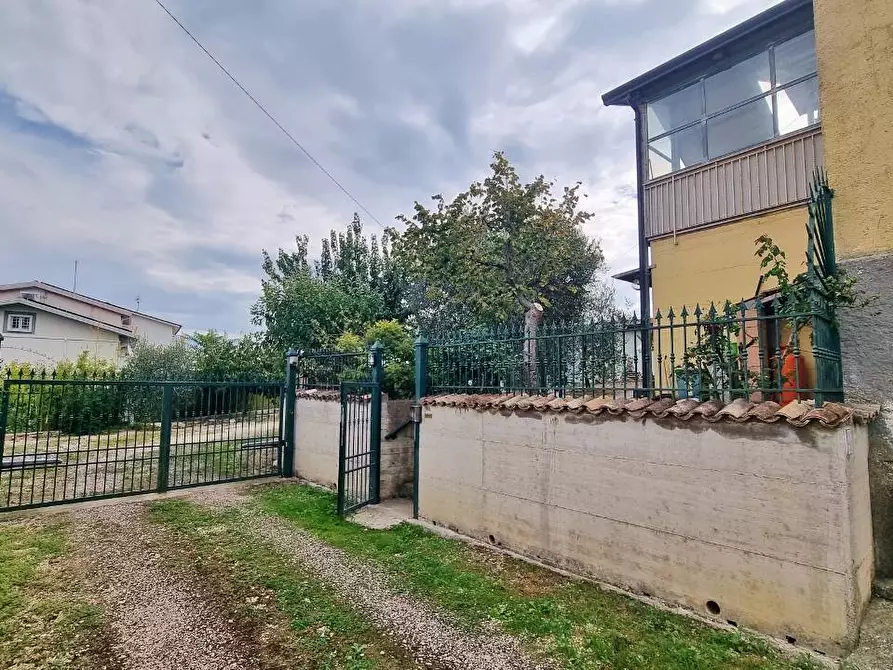 Immagine 8 di Appartamento in vendita  a Frigento