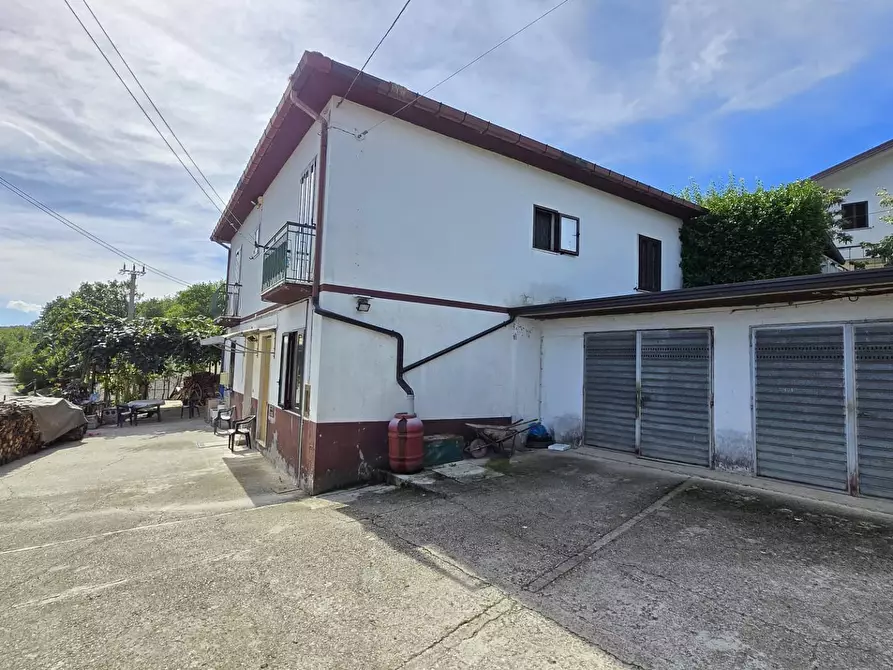 Immagine 1 di Casa indipendente in vendita  in C/da Petrara a San Mango Sul Calore