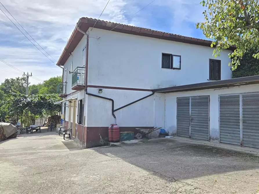 Immagine 4 di Casa indipendente in vendita  in C/da Petrara a San Mango Sul Calore