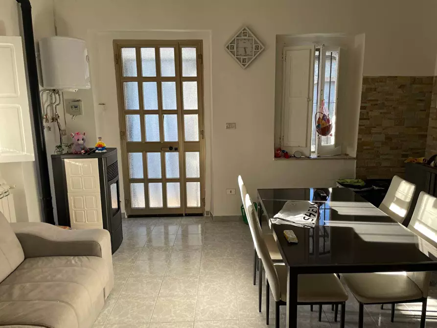 Immagine 2 di Casa semindipendente in vendita  in Contrada Torre a Baselice