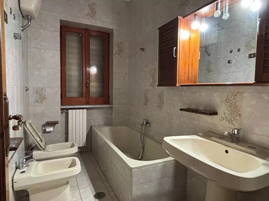 Immagine 11 di Casa semindipendente in vendita  in via tinelle 32 a Calvi