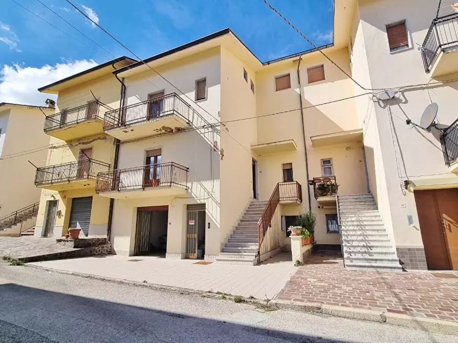 Immagine 2 di Villetta a schiera in vendita  in Strada Statale 91bis 31 a Anzano Di Puglia