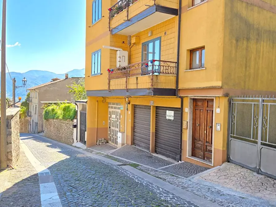 Immagine 2 di Appartamento in vendita  in Via Sorbo 111 a Montella