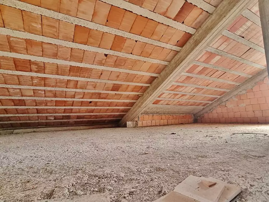 Immagine 22 di Casa indipendente in vendita  in Via Comunale Civita a San Sossio Baronia