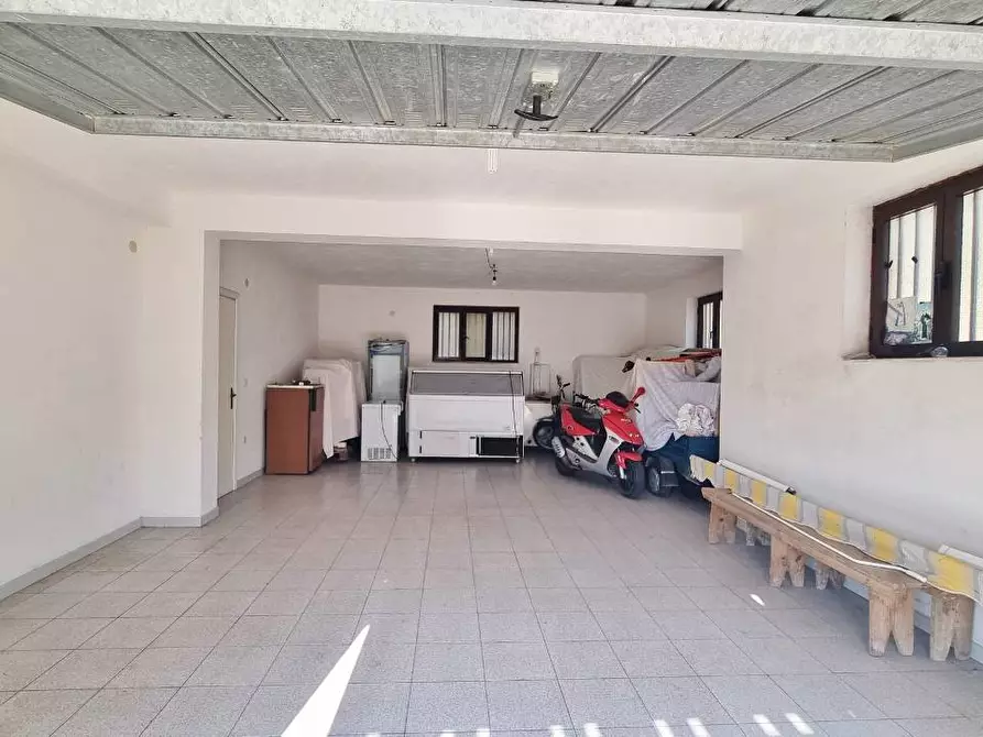 Immagine 19 di Casa indipendente in vendita  in Via Comunale Civita a San Sossio Baronia