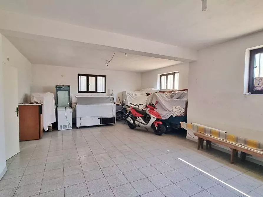 Immagine 21 di Casa indipendente in vendita  in Via Comunale Civita a San Sossio Baronia