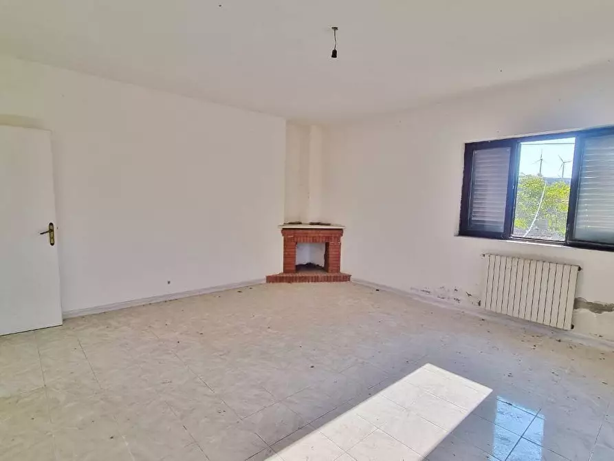 Immagine 10 di Casa indipendente in vendita  in Via Comunale Civita a San Sossio Baronia