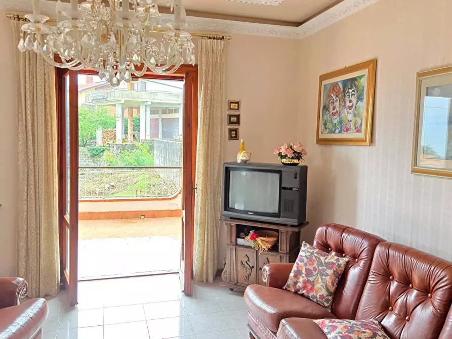 Immagine 10 di Villa in vendita  in Via Montevergine a Ospedaletto D'alpinolo