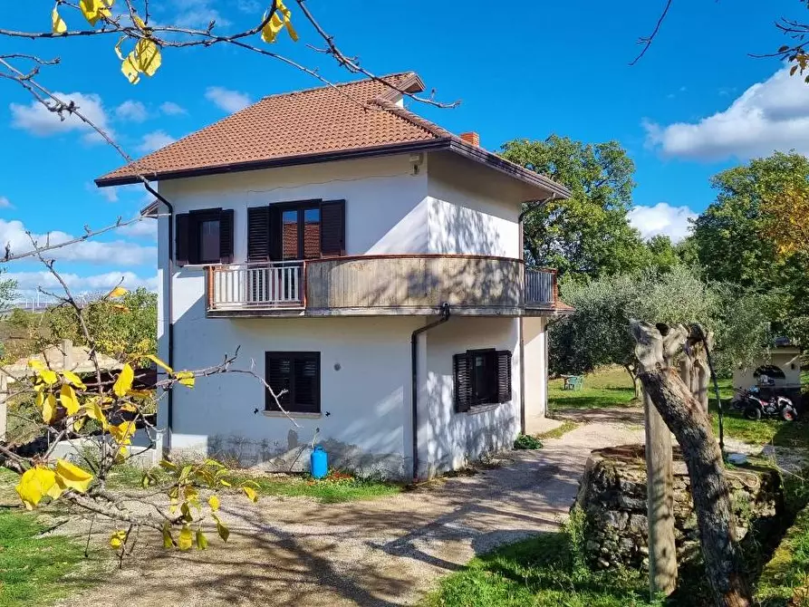 Immagine 4 di Villa in vendita  in Contrada Molini a Trevico