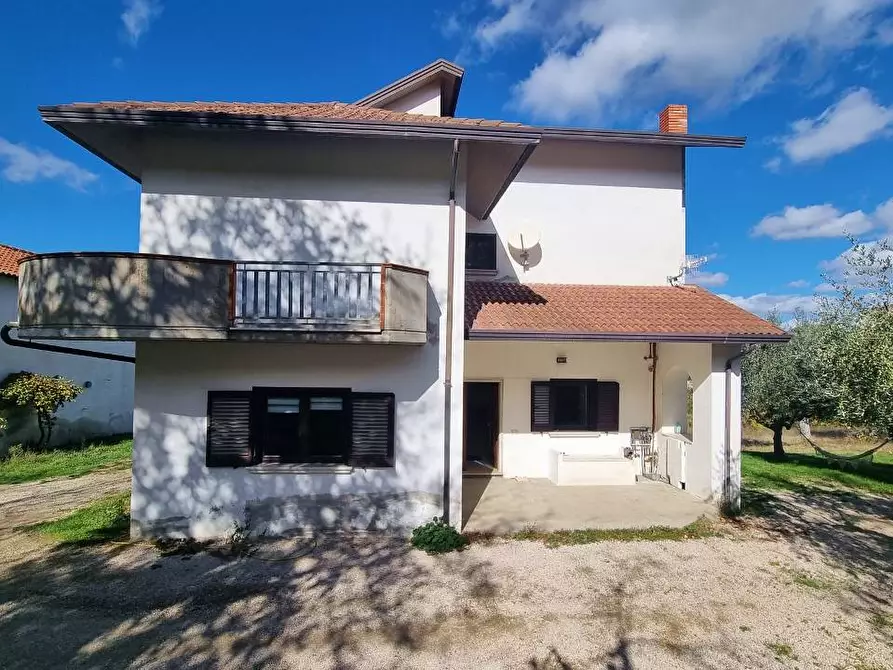 Immagine 11 di Villa in vendita  in Contrada Molini a Trevico