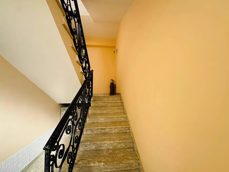 Immagine 15 di Appartamento in vendita  in VIA PIETRANTONIO PERILLO 18 a Grottaminarda