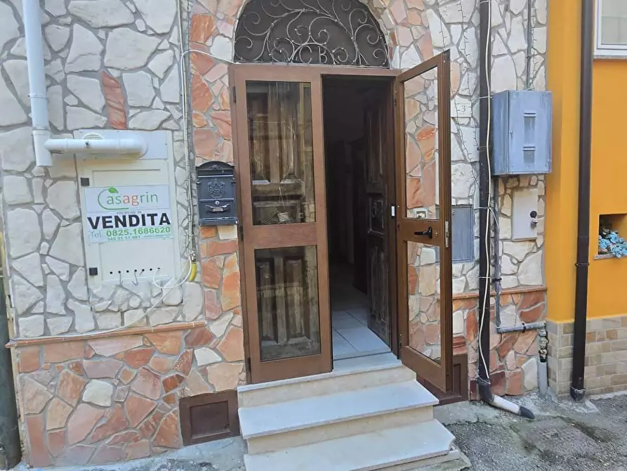 Immagine 3 di Casa indipendente in vendita  in Via Breccelle 3 a San Leucio Del Sannio