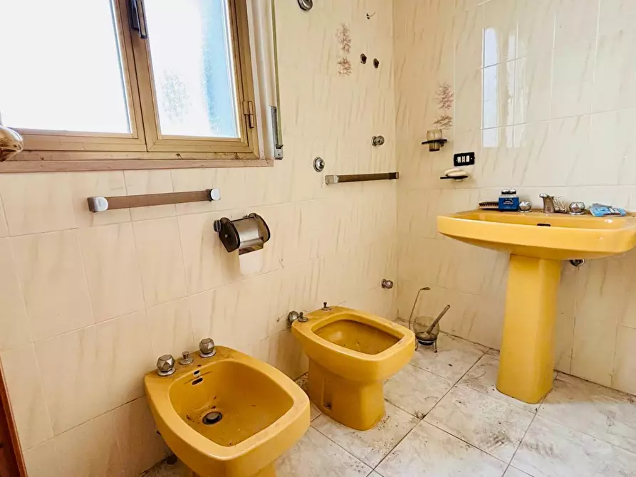 Immagine 11 di Casa semindipendente in vendita  in via roma a Bonito