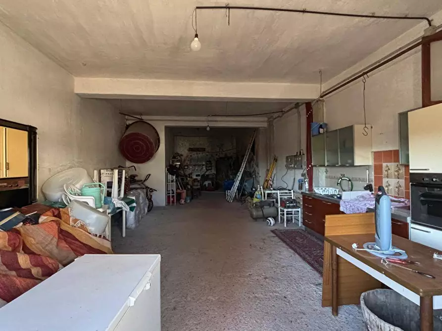 Immagine 13 di Appartamento in vendita  in Via Enzo Marmorale a Paduli