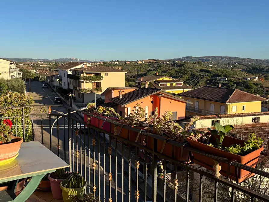 Immagine 10 di Appartamento in vendita  in Via Enzo Marmorale a Paduli