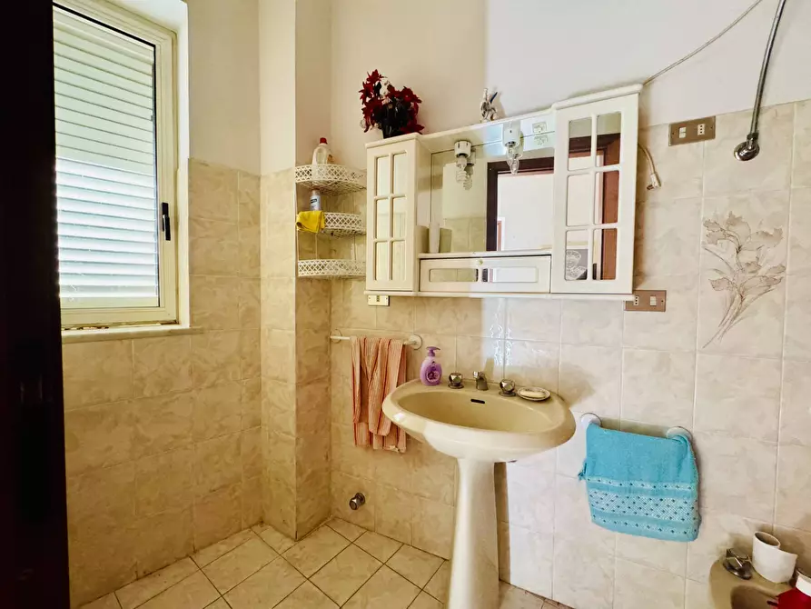 Immagine 11 di Casa semindipendente in vendita  in VIA RIPARATA 27 a Andretta