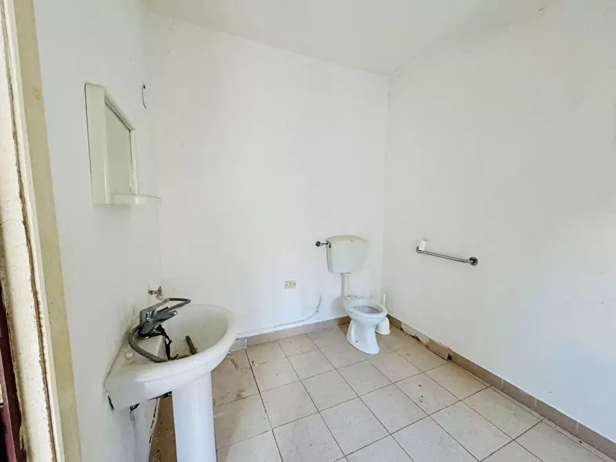 Immagine 9 di Casa indipendente in vendita  in VIA PROVINCIALE 18 a Greci