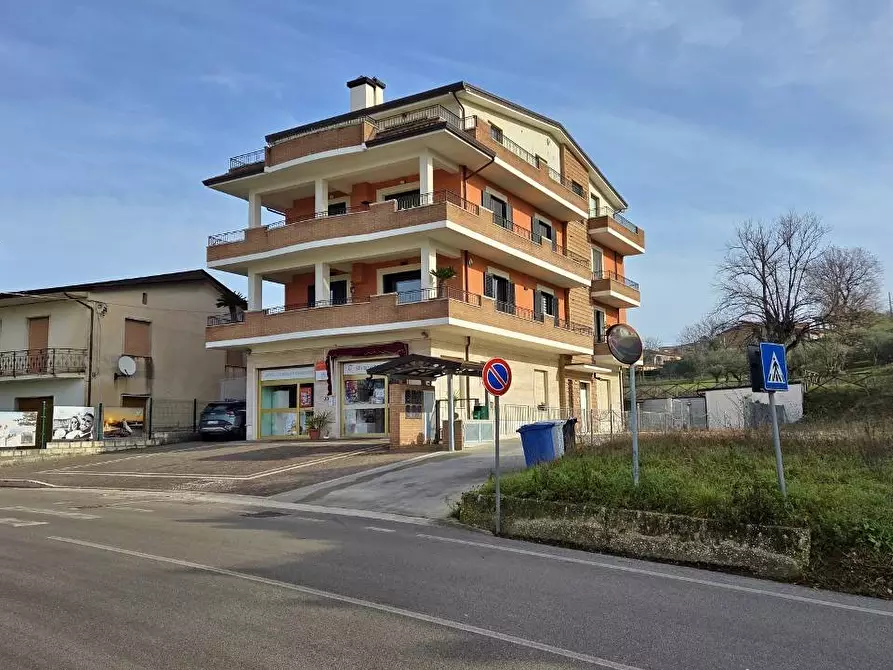 Immagine 2 di Appartamento in vendita  in Piano Pantano a Mirabella Eclano