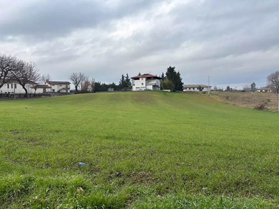 Immagine 5 di Locale commerciale in vendita  a Benevento