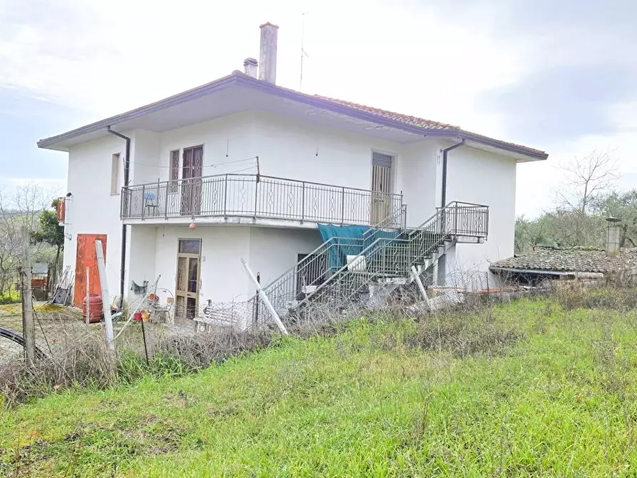 Immagine 3 di Casa indipendente in vendita  in C/da Pescocupo a Paternopoli