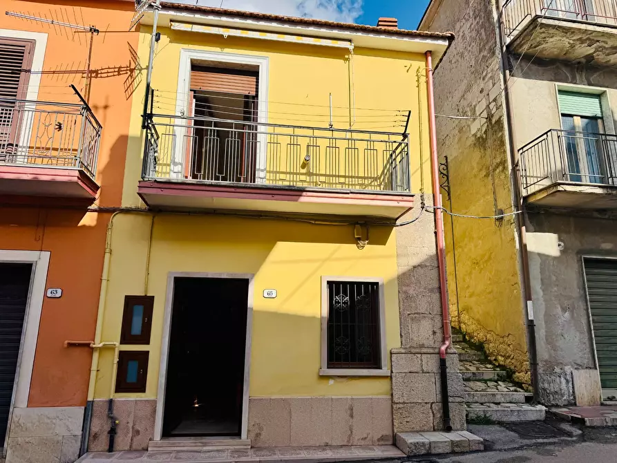 Immagine 3 di Casa semindipendente in vendita  in VIA ROMA 65 a Andretta