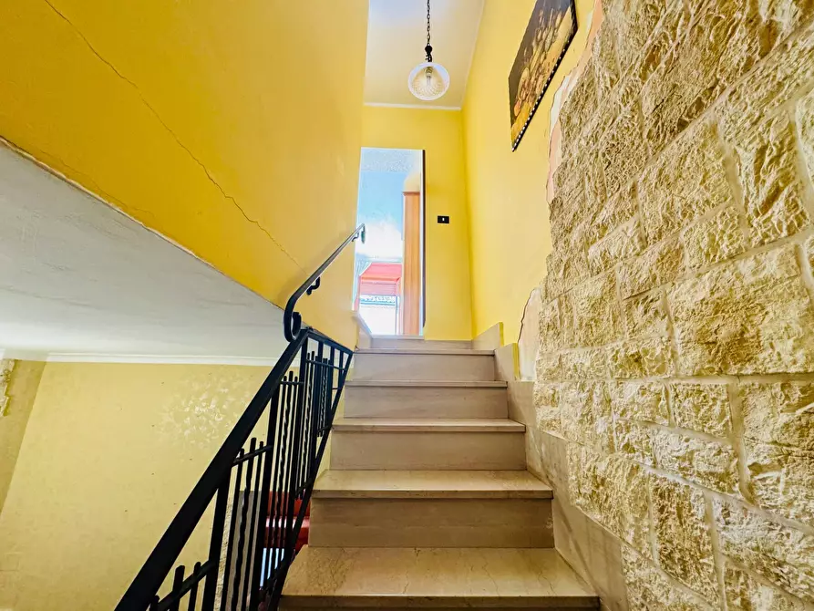 Immagine 9 di Casa semindipendente in vendita  in VIA ROMA 65 a Andretta