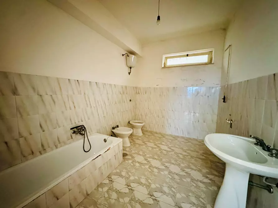 Immagine 11 di Casa indipendente in vendita  in VIA TOPPOLE a Parolise