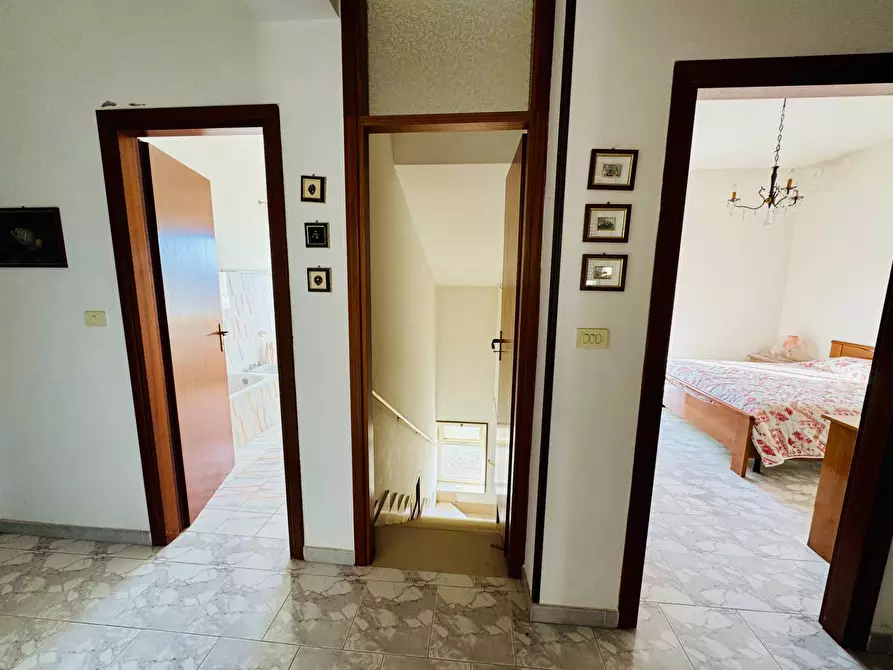 Immagine 17 di Casa indipendente in vendita  in VIA TOPPOLE a Parolise