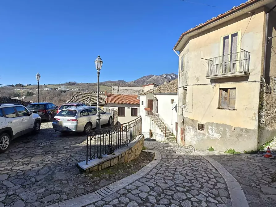 Immagine 4 di Appartamento in vendita  in Via Melfitana a Andretta