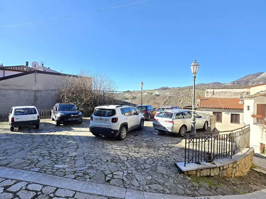 Immagine 5 di Appartamento in vendita  in Via Melfitana a Andretta