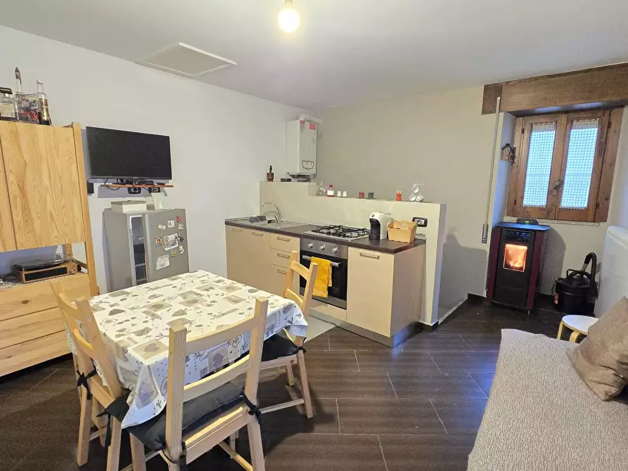 Immagine 9 di Appartamento in vendita  in Via Melfitana a Andretta