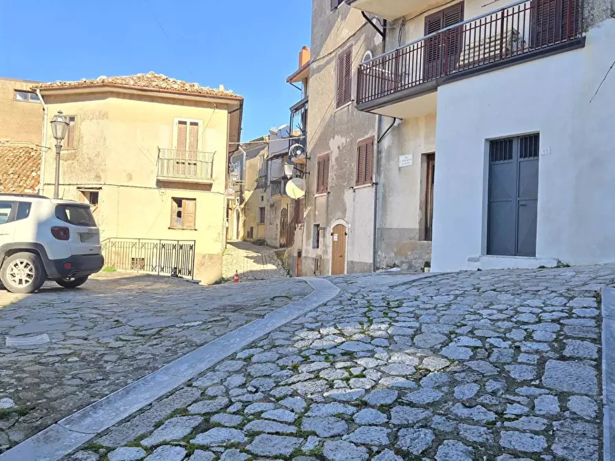 Immagine 21 di Appartamento in vendita  in Via Melfitana a Andretta