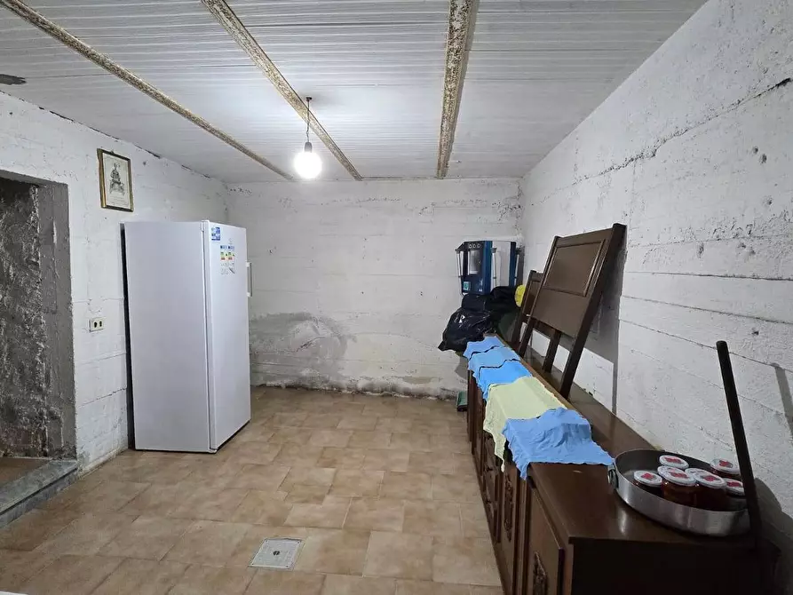 Immagine 25 di Casa semindipendente in vendita  in Vico II Cantone a Andretta