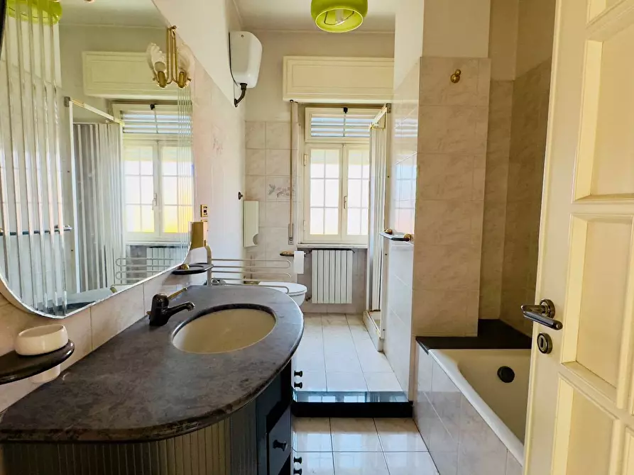 Immagine 12 di Appartamento in vendita  in VIA FONTANELLE 74 a Grottaminarda