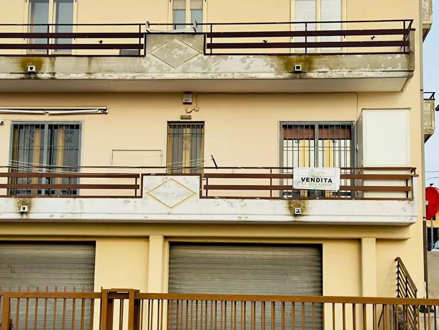 Immagine 15 di Appartamento in vendita  in VIA POZZILLO 64 a Mirabella Eclano