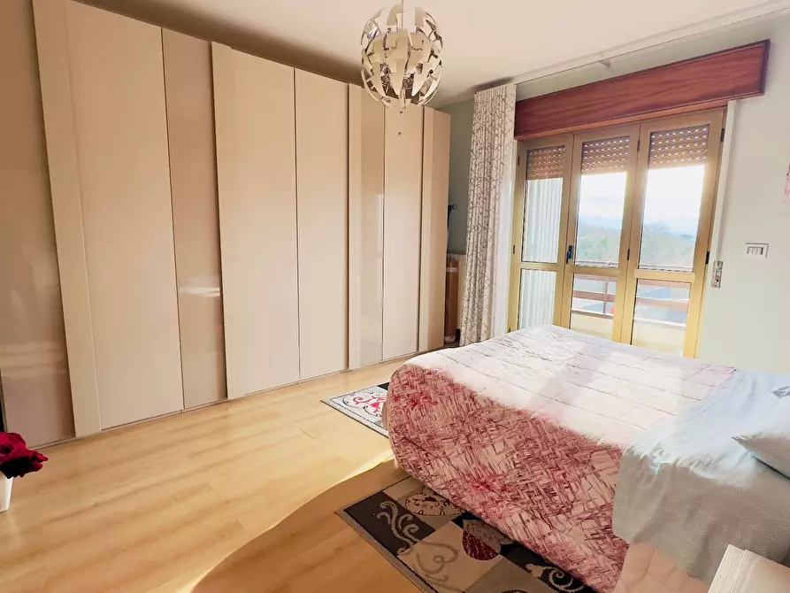 Immagine 5 di Appartamento in vendita  in VIA POZZILLO 64 a Mirabella Eclano