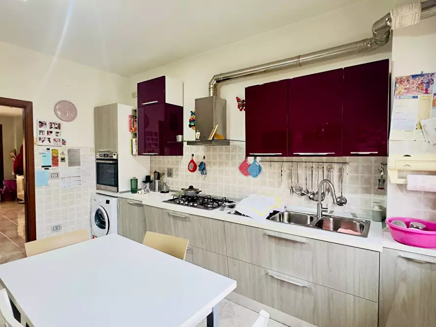 Immagine 4 di Appartamento in vendita  in VIA POZZILLO 64 a Mirabella Eclano