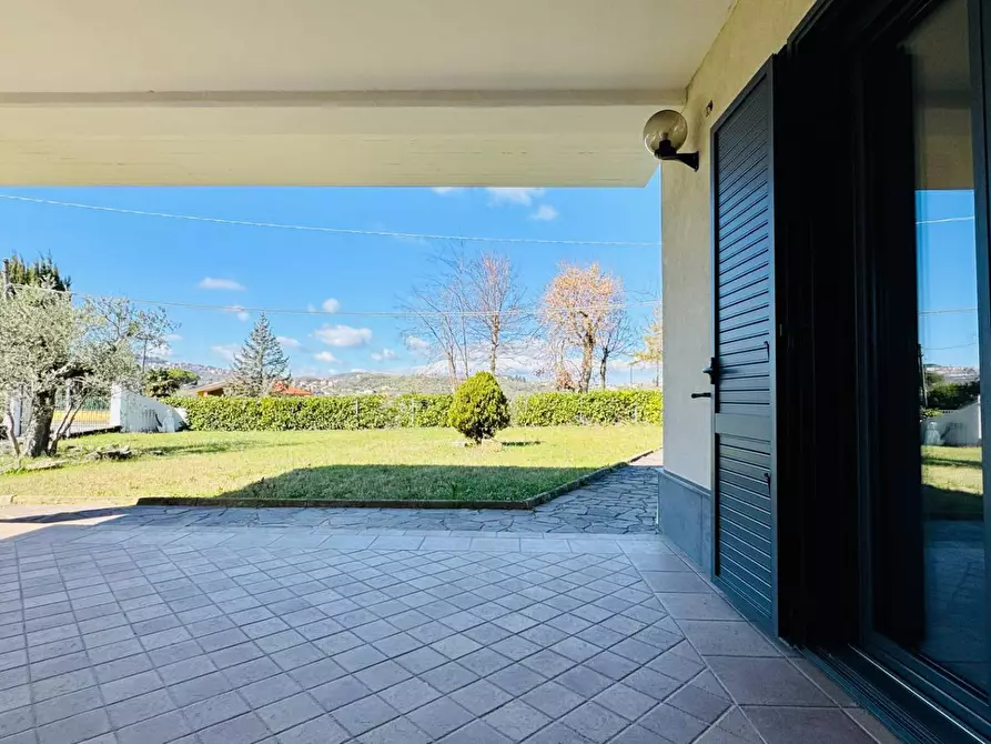 Immagine 8 di Villa in vendita  in CONTRADA paragano 30 a Ariano Irpino