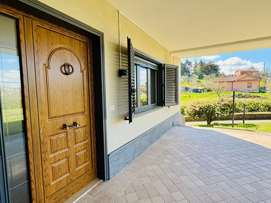 Immagine 10 di Villa in vendita  in CONTRADA paragano 30 a Ariano Irpino