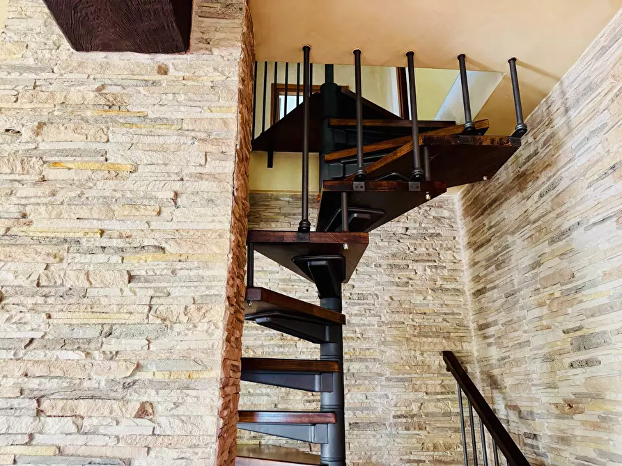 Immagine 23 di Villa in vendita  in CONTRADA paragano 30 a Ariano Irpino