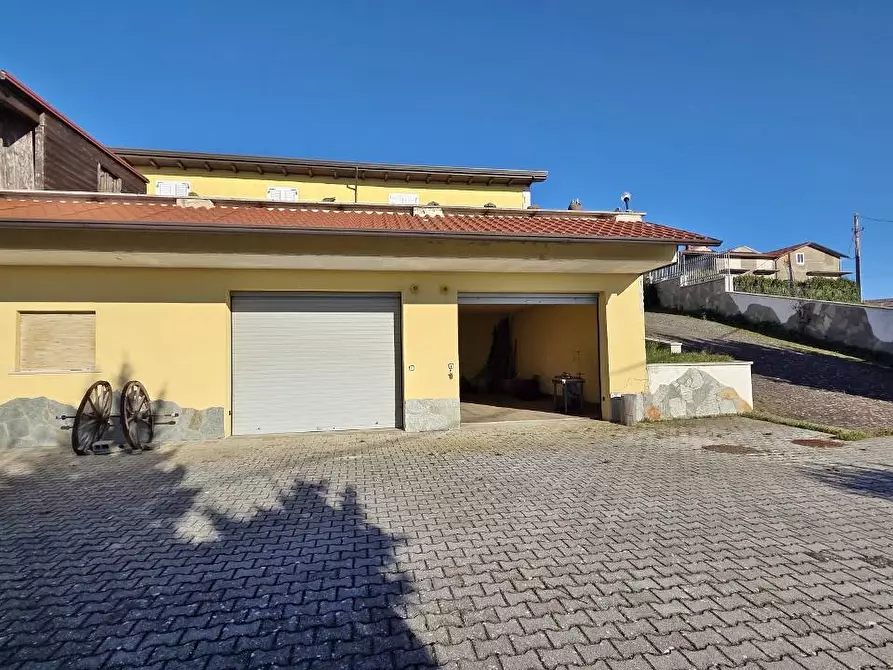 Immagine 32 di Appartamento in vendita  in Via Gessara 4 a Anzano Di Puglia